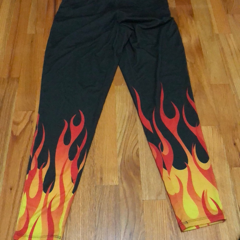Hot Topic Flame Leggings